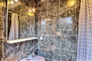Boomhostel Cite Appartamento 4*